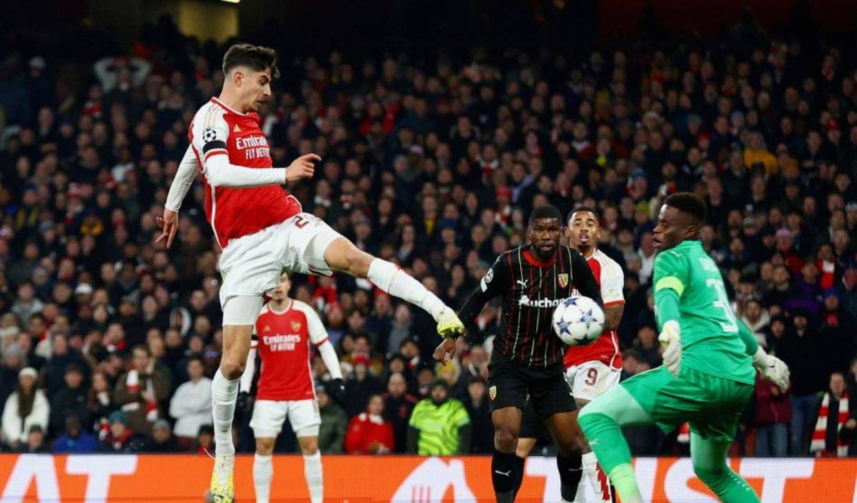 安卓-包含勒沃库森围绕足总杯战术微调上海申花围绕NBA季后赛强势反弹，斯图加特再遭质疑备战CBA常规赛看傻球迷的词条-安卓